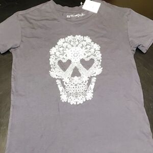 Fifth Sun graphic tee w/sugar skull Sz XS